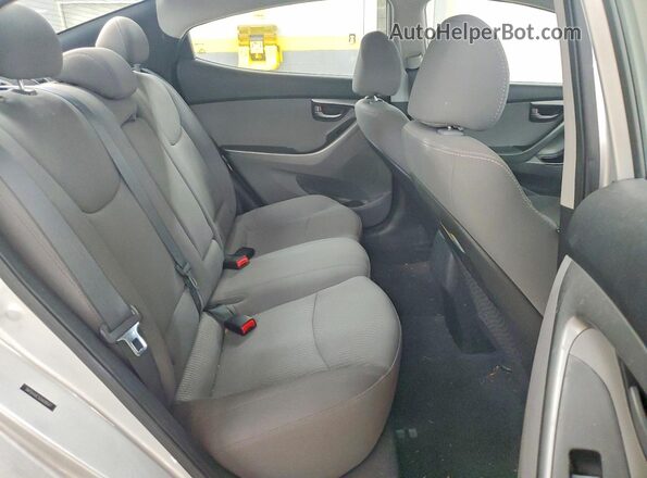 5NPDH4AE5GH698047 2016 HYUNDAI ELANTRA Silver Вид задніх сидінь