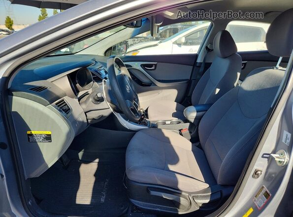 5NPDH4AE5GH717700 2016 HYUNDAI ELANTRA Silver Widok wnętrza z przodu