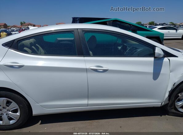 5NPDH4AE5GH760434 2016 HYUNDAI ELANTRA White უკანა სალონის ხედი