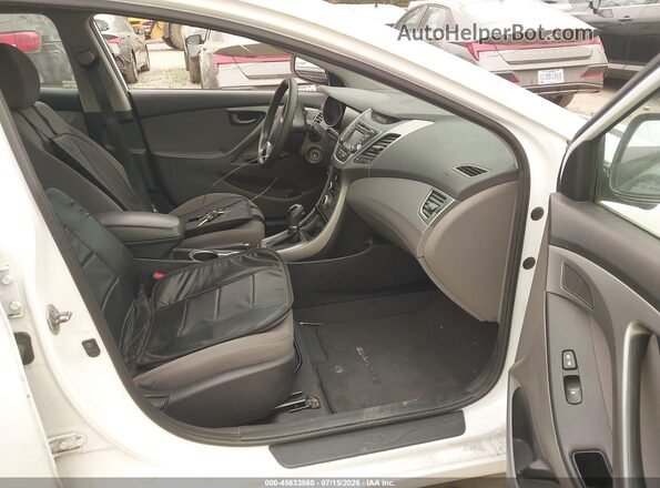 5NPDH4AE5GH772244 2016 HYUNDAI ELANTRA White Widok wnętrza z przodu