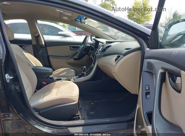 5NPDH4AE6GH661296 2016 HYUNDAI ELANTRA Black Вид салону спереду