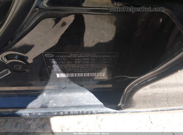 5NPDH4AE6GH679975 2016 HYUNDAI ELANTRA Black Engine compartment view