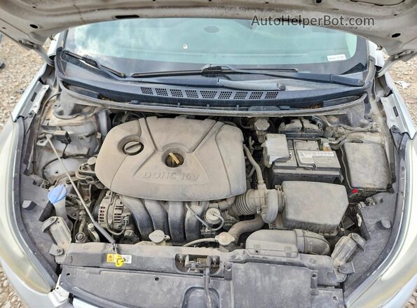 5NPDH4AE6GH708536 2016 HYUNDAI ELANTRA Silver Rear interior view