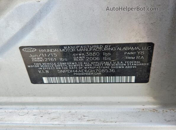 5NPDH4AE6GH708536 2016 HYUNDAI ELANTRA Silver Engine compartment view