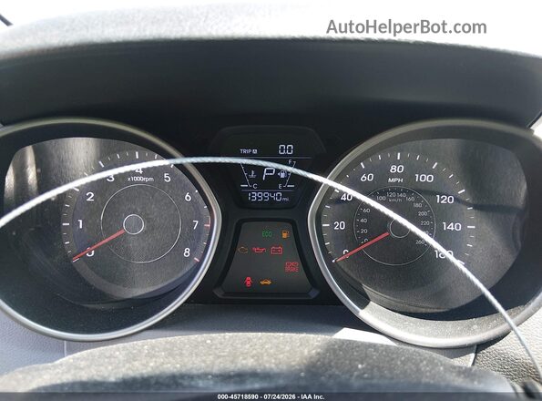 5NPDH4AE7GH664871 2016 HYUNDAI ELANTRA Silver Widok tylnych siedzeń