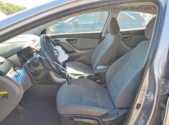 5NPDH4AE7GH700980 2016 HYUNDAI ELANTRA Серый Вид салона спереди
