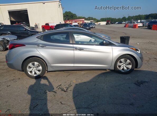 5NPDH4AE7GH719609 2016 HYUNDAI ELANTRA Gray Սալոնի հետևի տեսք