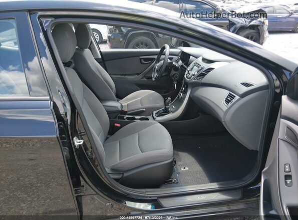 5NPDH4AE7GH725023 2016 HYUNDAI ELANTRA Black Вид салону спереду