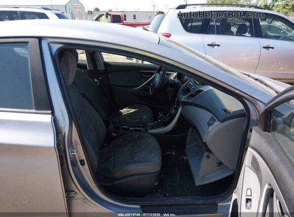5NPDH4AE7GH766476 2016 HYUNDAI ELANTRA Light Blue Front interior view