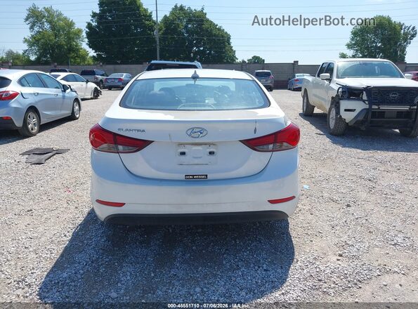 5NPDH4AE8GH692839 2016 HYUNDAI ELANTRA White 