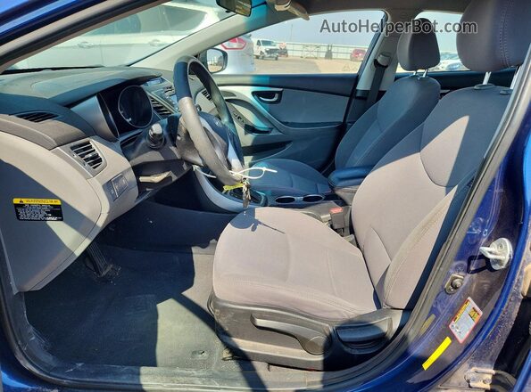 5NPDH4AE8GH700423 2016 HYUNDAI ELANTRA Синий Вид салона спереди