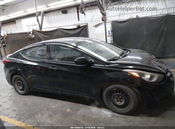 5NPDH4AE8GH728562 2016 HYUNDAI ELANTRA Black Widok wnętrza z tyłu