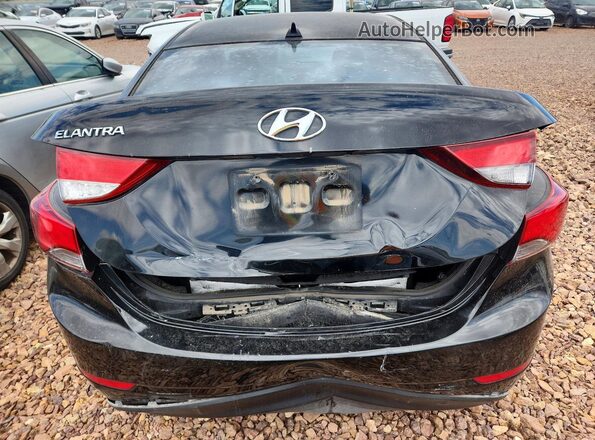 5NPDH4AE8GH747466 2016 HYUNDAI ELANTRA Черный Вид сзади
