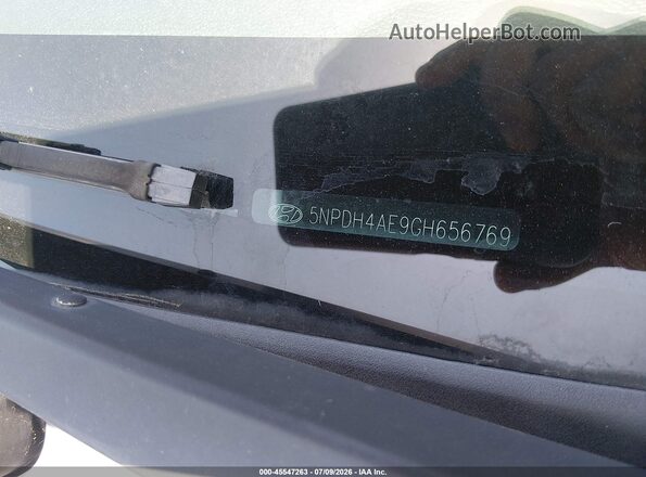 5NPDH4AE9GH656769 2016 HYUNDAI ELANTRA Красный Вид подкапотного пространства