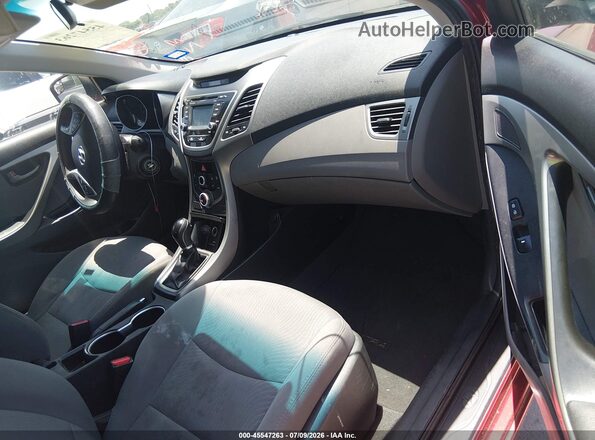 5NPDH4AE9GH656769 2016 HYUNDAI ELANTRA Красный Вид салона спереди