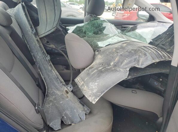 5NPDH4AE9GH701130 2016 HYUNDAI ELANTRA Blue Rear seats view