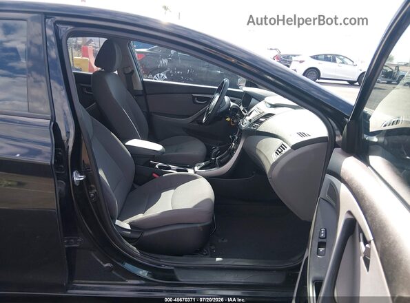 5NPDH4AE9GH707669 2016 HYUNDAI ELANTRA Black Вид салону спереду