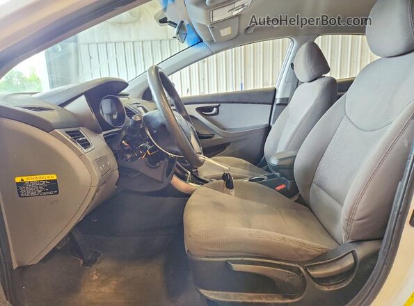 5NPDH4AE9GH736461 2016 HYUNDAI ELANTRA White Vista interior delantera