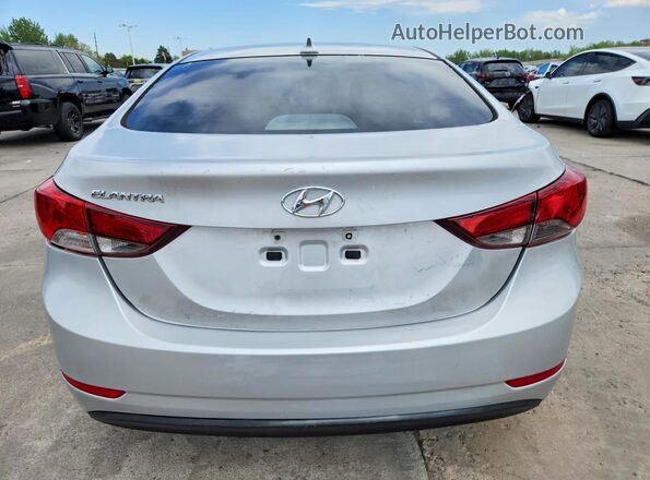 5NPDH4AE9GH746469 2016 HYUNDAI ELANTRA Silver Rear view