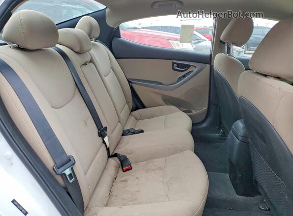 5NPDH4AE9GH748562 2016 HYUNDAI ELANTRA White Rear seats view