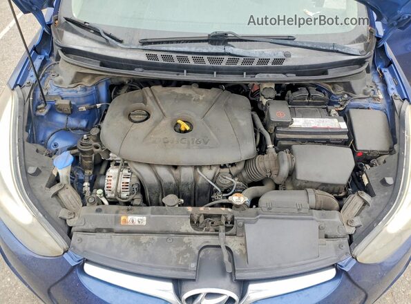 5NPDH4AE9GH780072 2016 HYUNDAI ELANTRA Blue Rear interior view