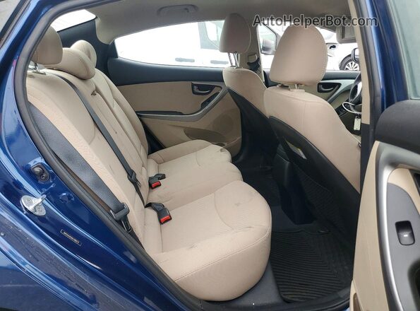 5NPDH4AE9GH780072 2016 HYUNDAI ELANTRA Blue Rear seats view