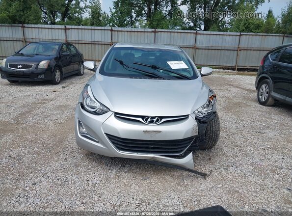 5NPDH4AE9GH787944 2016 HYUNDAI ELANTRA Silver Widok wnętrza z tyłu