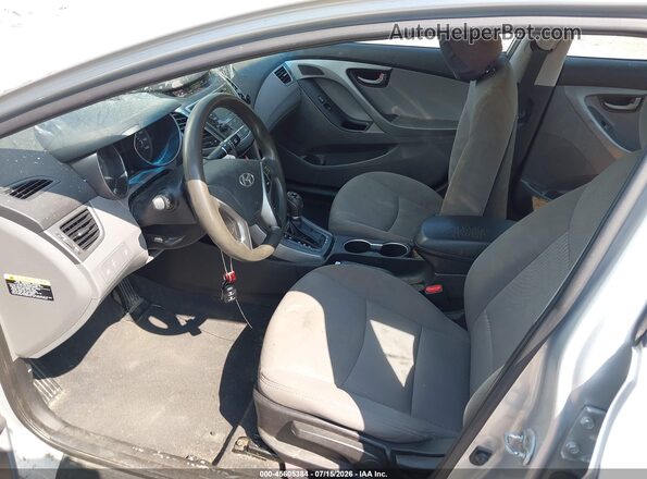 5NPDH4AE9GH797132 2016 HYUNDAI ELANTRA Silver Vista interior delantera
