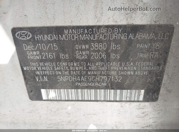 5NPDH4AE9GH797132 2016 HYUNDAI ELANTRA Silver Vista del compartimento del motor
