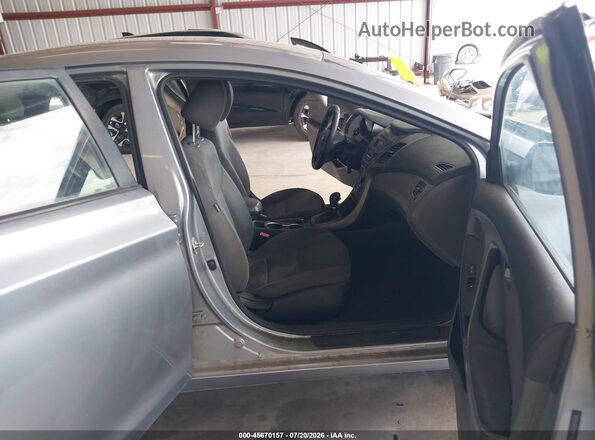 5NPDH4AEXGH672995 2016 HYUNDAI ELANTRA Silver Vista interior delantera