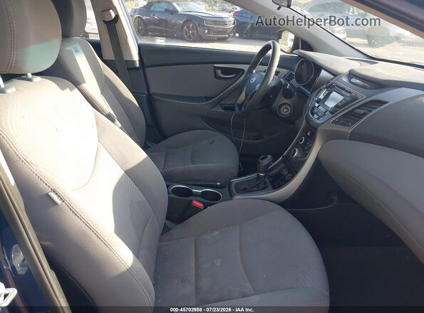 5NPDH4AEXGH724951 2016 HYUNDAI ELANTRA Blue Вид салону спереду