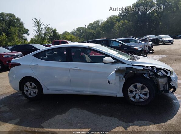 5NPDH4AEXGH735982 2016 HYUNDAI ELANTRA White Вид задньої частини салону
