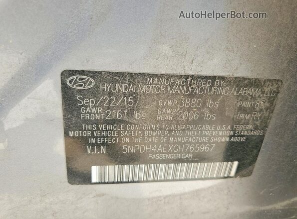 5NPDH4AEXGH765967 2016 HYUNDAI ELANTRA Silver Vista del compartimento del motor