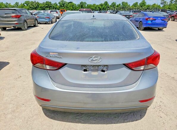 5NPDH4AEXGH765967 2016 HYUNDAI ELANTRA Silver Vista trasera