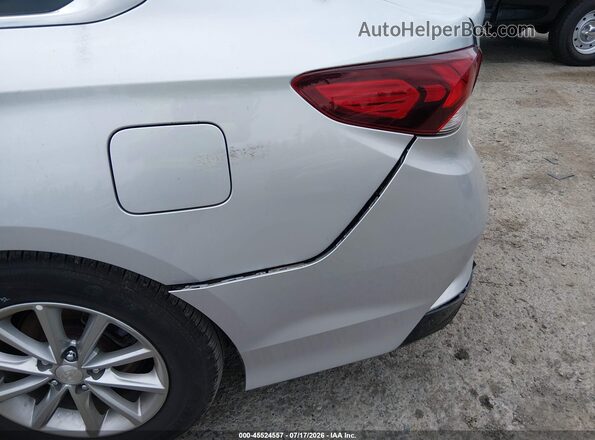 5NPE24AA0JH715959 2018 HYUNDAI SONATA Silver Вид панелі приладів
