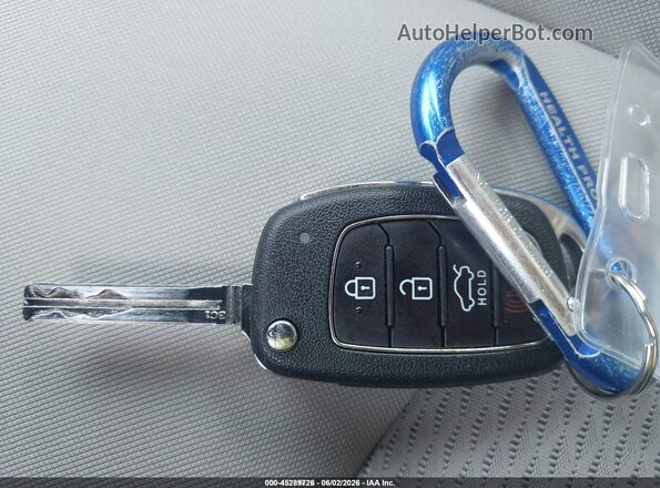 5NPE24AA7KH767879 2019 HYUNDAI SONATA Blue Առջևի վահանակի տեսք