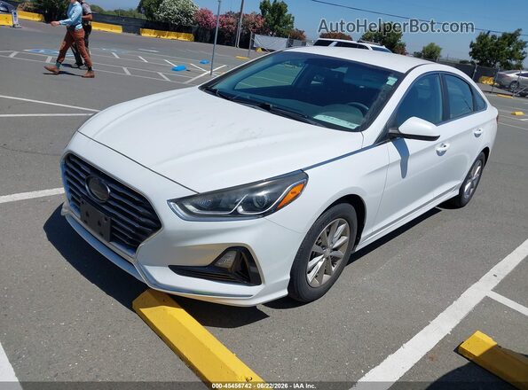 5NPE24AA9JH682833 2018 HYUNDAI SONATA White Передня ліва чверть
