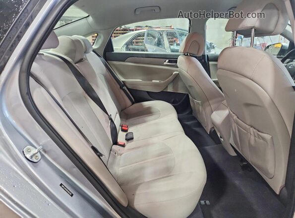 5NPE24AF0GH383350 2016 HYUNDAI SONATA Silver Հետևի նստատեղերի տեսք