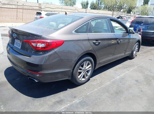 5NPE24AF0HH474216 2017 HYUNDAI SONATA Brown Trasero derecho