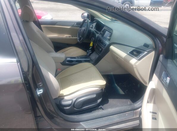 5NPE24AF0HH510325 2017 HYUNDAI SONATA Gray Սալոնի դիմացի տեսք
