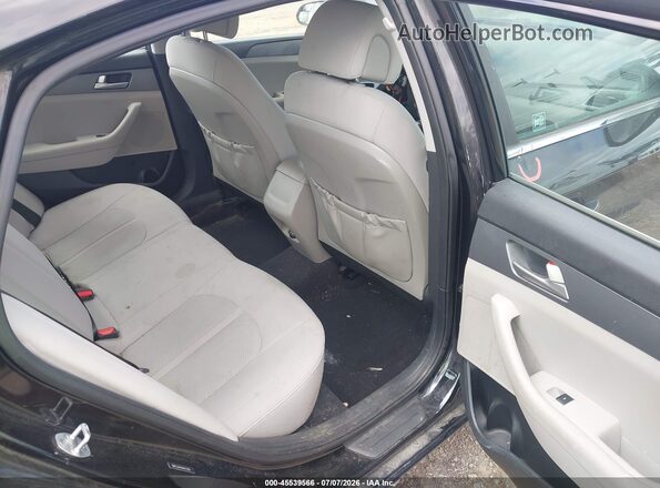5NPE24AF0HH517985 2017 HYUNDAI SONATA Black VIN կոդի պիտակի տեսք