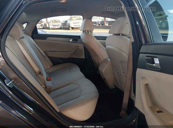 5NPE24AF0HH538190 2017 HYUNDAI SONATA Brown Widok naklejki z numerem VIN
