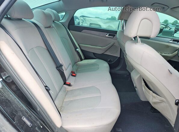 5NPE24AF0HH550937 2017 HYUNDAI SONATA Black Vista de los asientos traseros