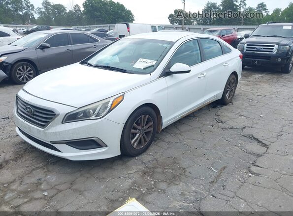 5NPE24AF0HH553773 2017 HYUNDAI SONATA White წინა მარცხენა ხედი სამი მეოთხედიდან