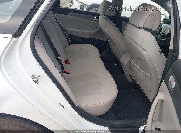 5NPE24AF0HH553773 2017 HYUNDAI SONATA White VIN კოდის სტიკერის ხედი