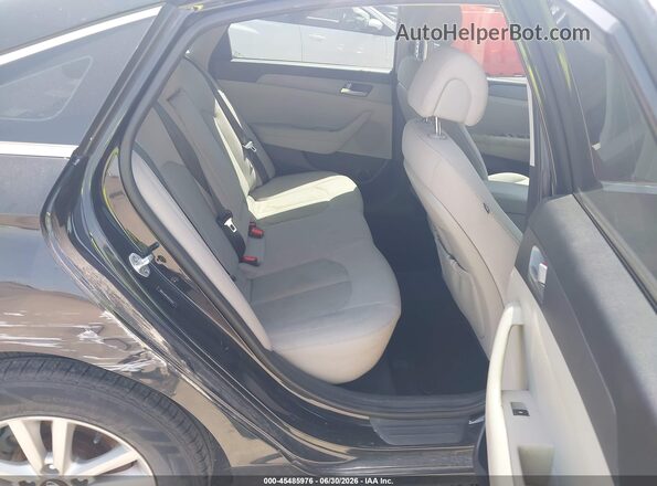 5NPE24AF0HH570511 2017 HYUNDAI SONATA Black VIN sticker view