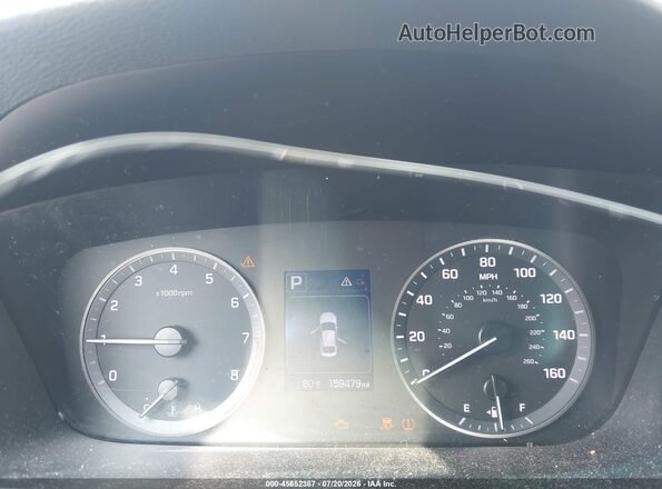 5NPE24AF0HH572601 2017 HYUNDAI SONATA Red უკანა სავარძლების ხედი