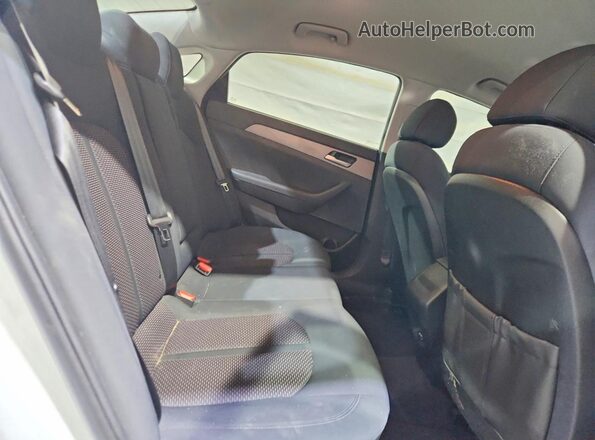 5NPE24AF0JH599996 2018 HYUNDAI SONATA White Rear seats view