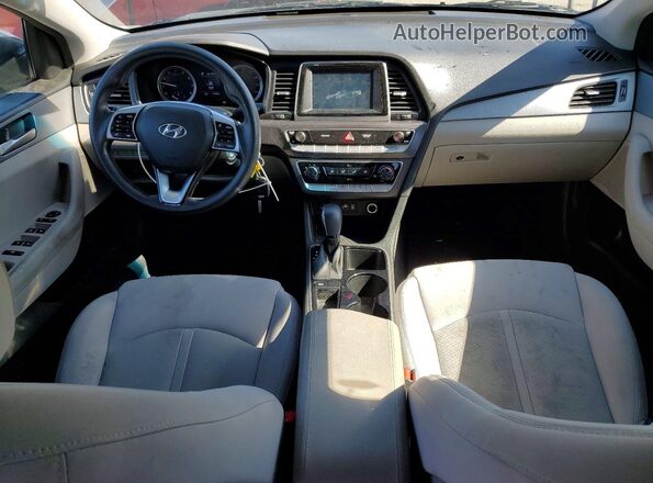 5NPE24AF0JH723443 2018 HYUNDAI SONATA Серый Вид панели приборов