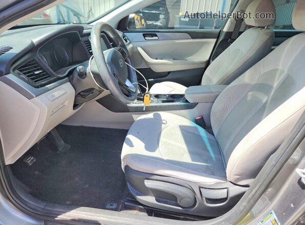 5NPE24AF0KH775401 2019 HYUNDAI SONATA Silver Սալոնի դիմացի տեսք
